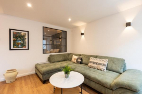 Urban Wave Apartment I